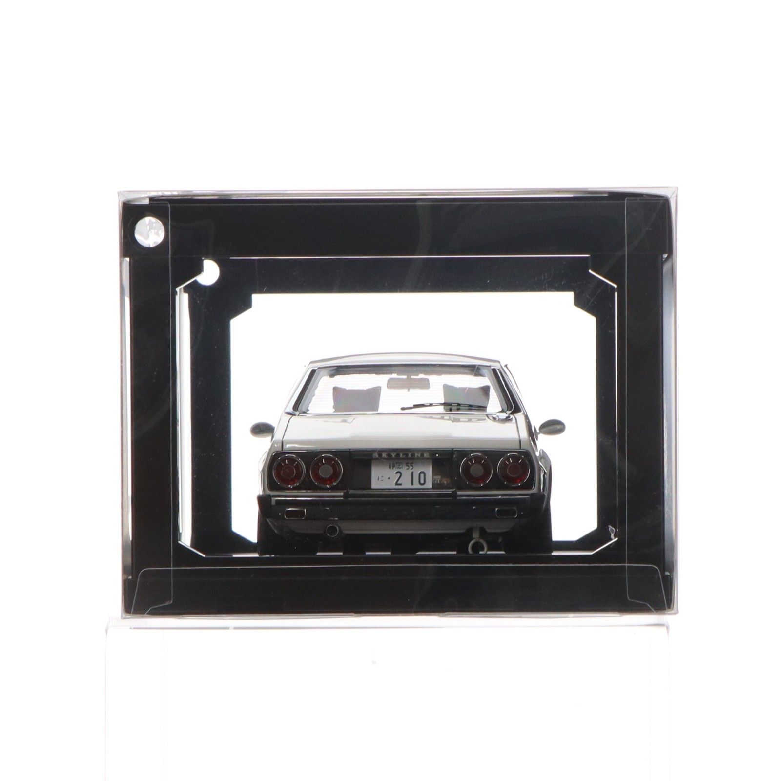 1/18 Nissan(ニッサン) Skyline(スカイライン) 2000 GT-ES C210