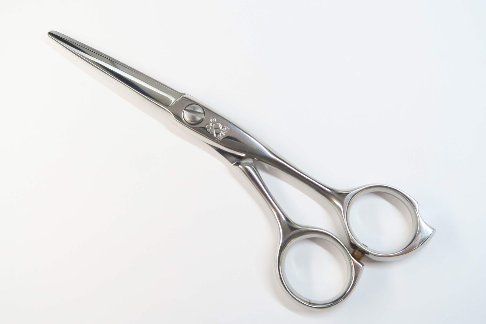 Bランク【光シザー HIKARI ヒカリ】 532 シザー 美容師・理容師 6.0