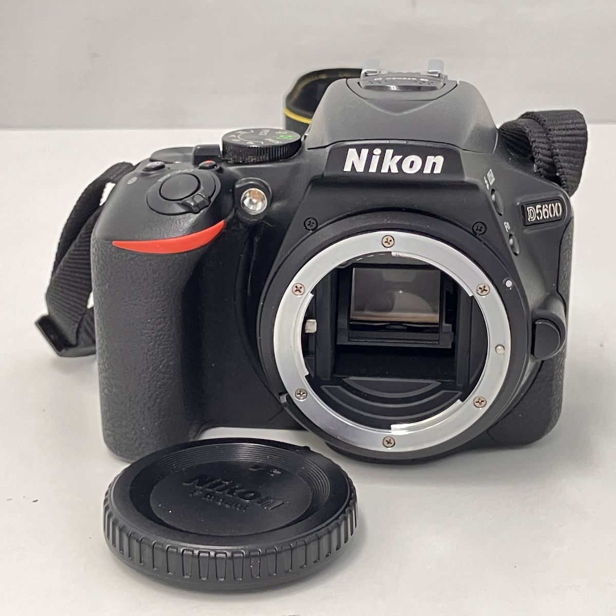 Nikon ニコン D5600 デジタル 一眼 AF-P DX NIKKOR 70-300mm F4.5-6.3G