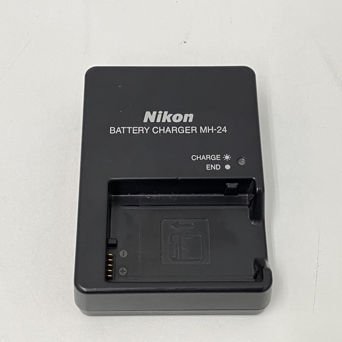 Nikon ニコン D 5600 デジタル 一眼 AF P DX NIKKOR 70 300 mm F 4 5 6 3 G ED VR 18 55 ダブルレンズセット