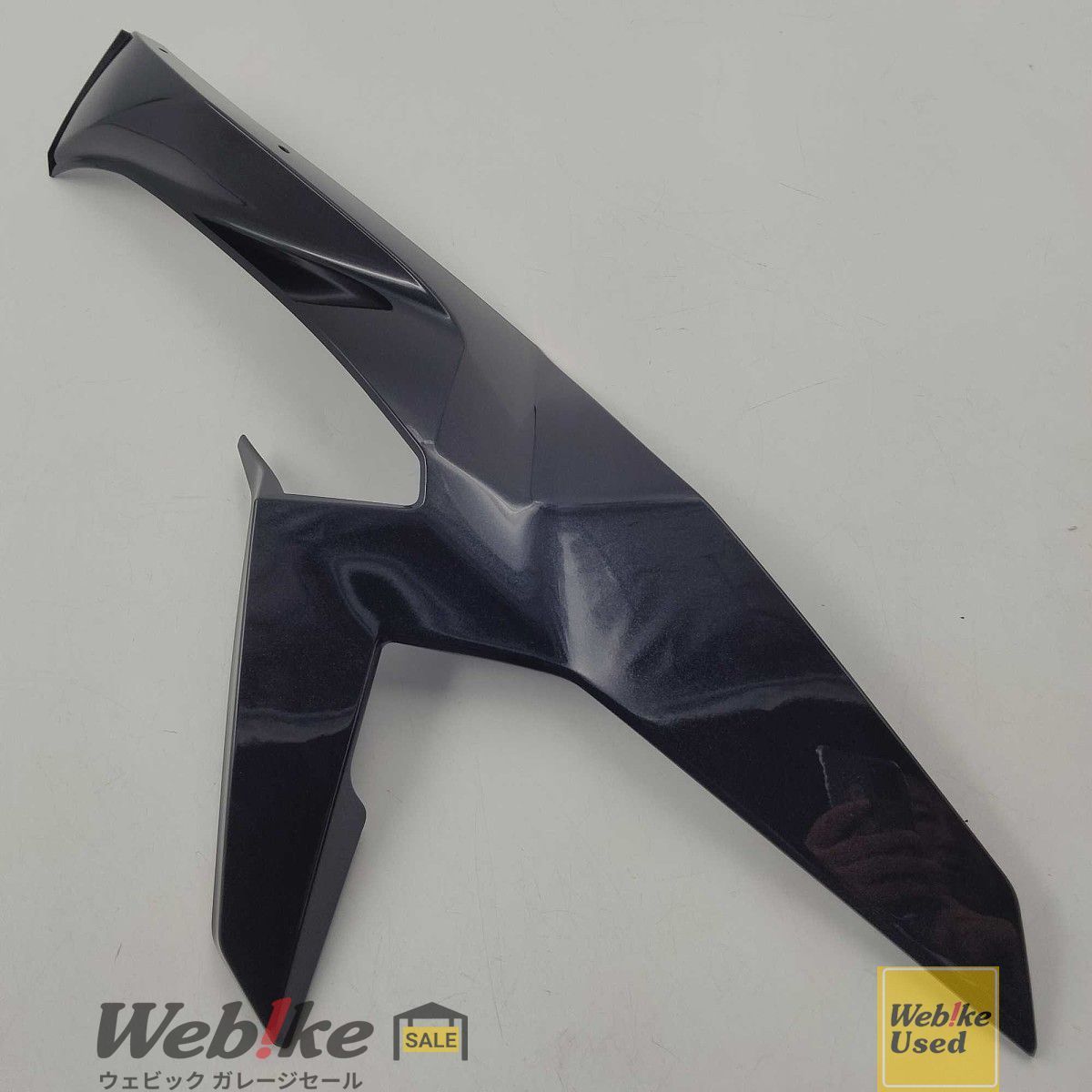 カワサキ純正中古パーツ ZX-25R サイドカバー 14093-0961-660