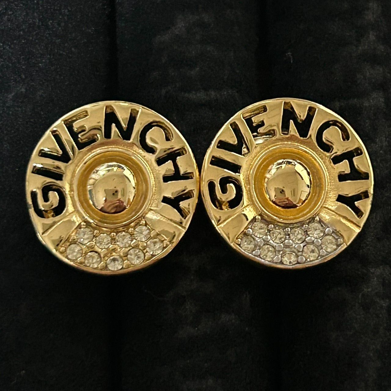 良品】GIVENCHY ジバンシー ロゴ イヤリング ゴールドカラー ライン