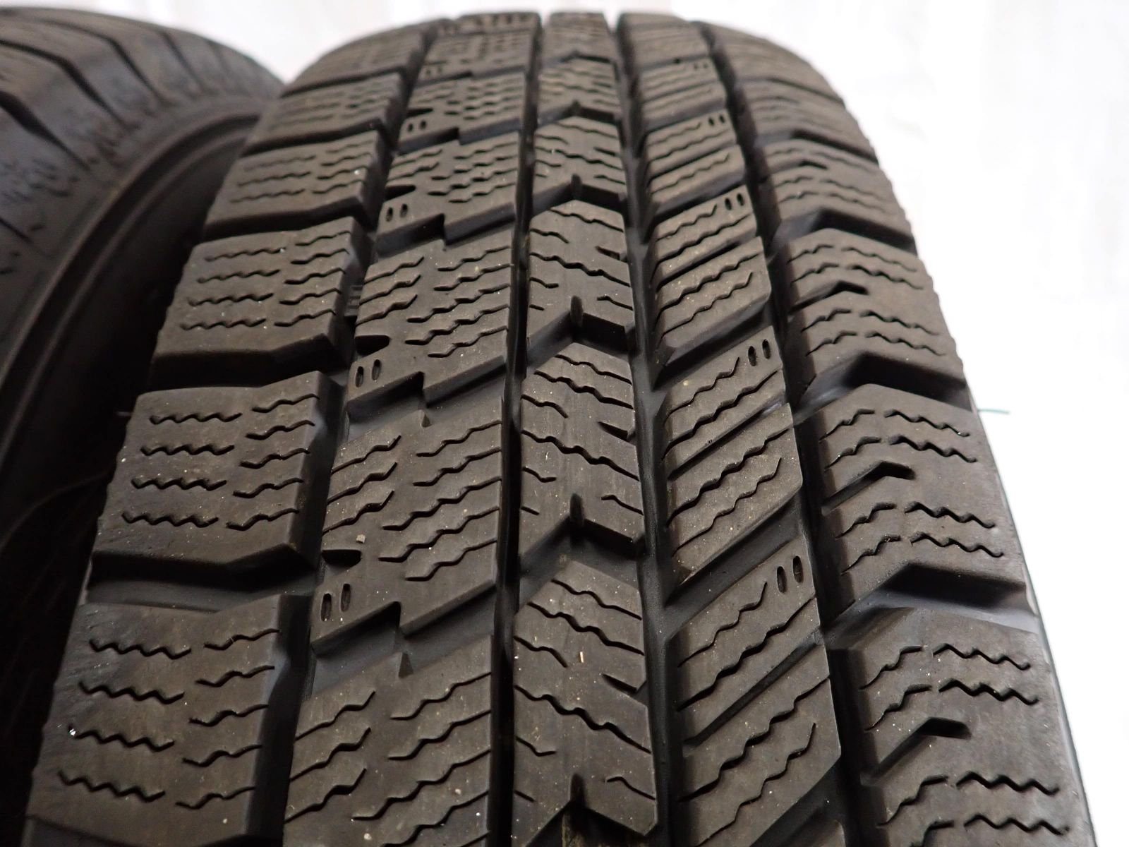  冬4本SET 会社宛 165 80 R 13 83 Q グッドイヤー アイスナビ 8 サクシード プロボックス 店頭交換OK NO F 8042 13インチ スタッドレス