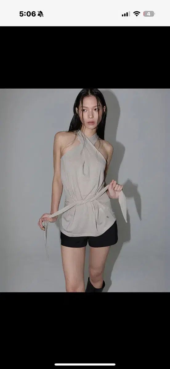 INEGI ジェニ ホルター トップス