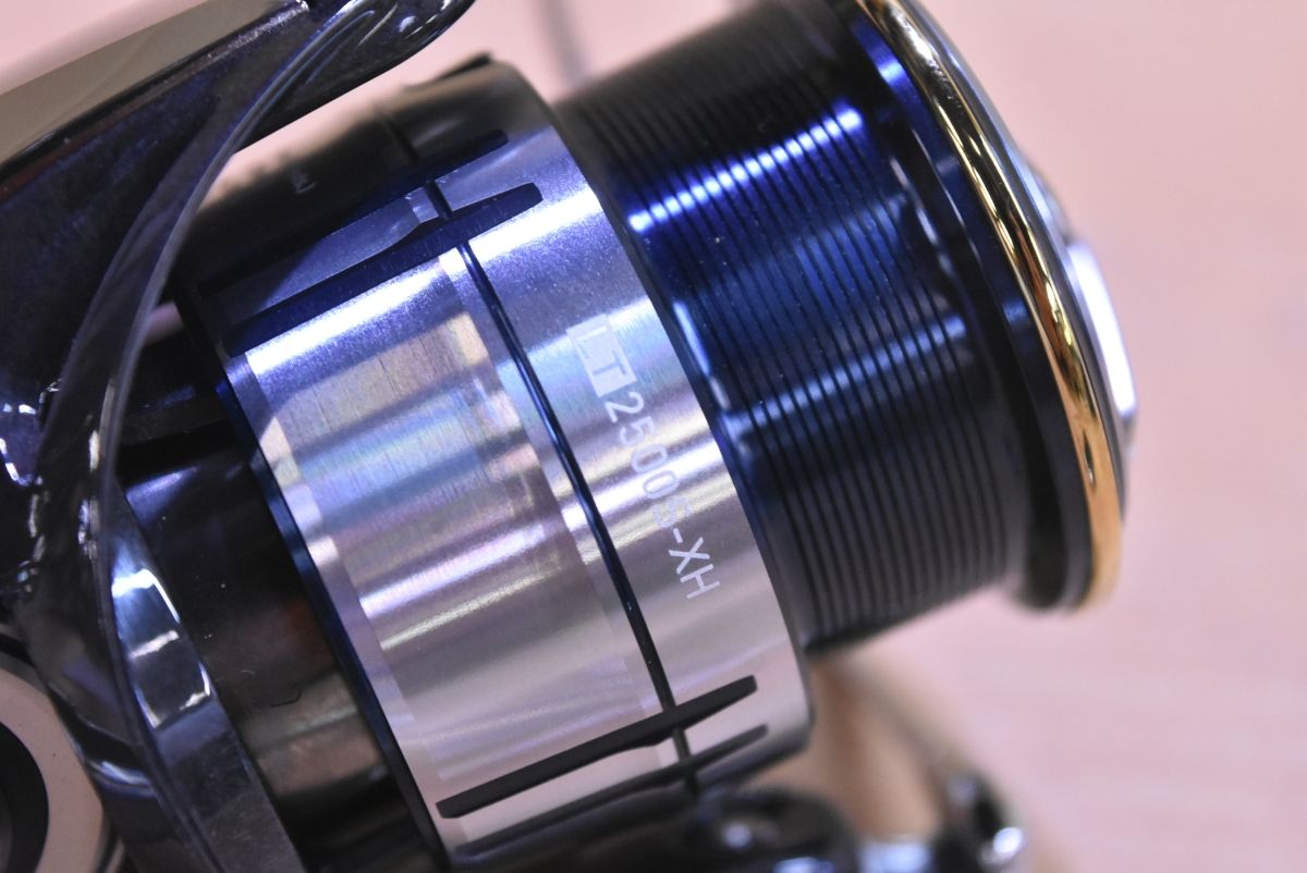 ダイワ 19 セルテート LT 2500 S-XH DAIWA CERTATE スピニングリール