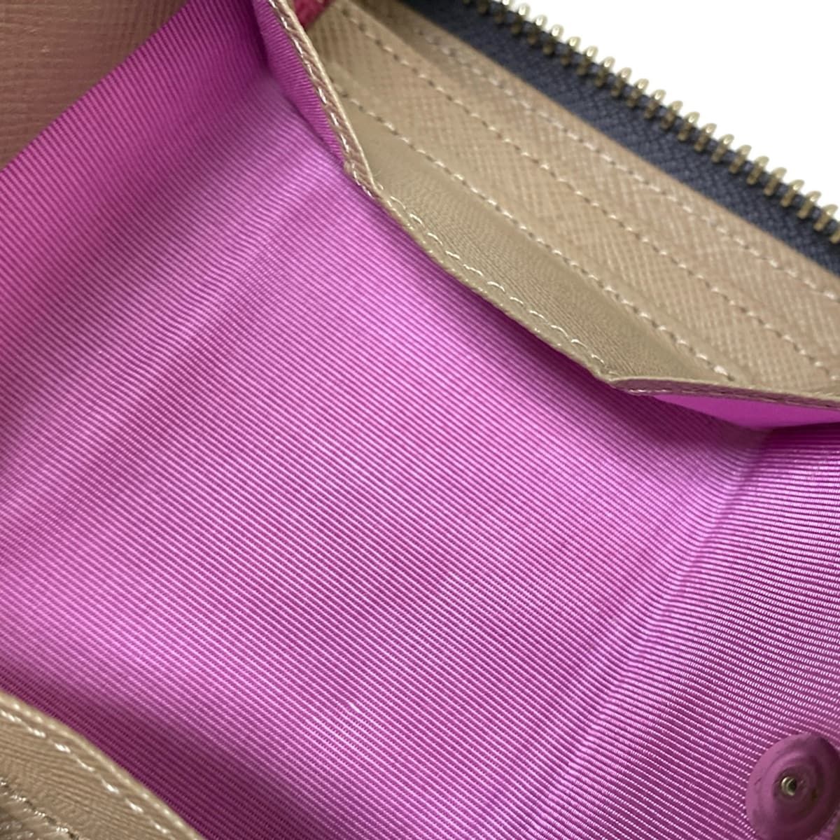  アクセソワ ドゥ マドモワゼル 2つ折り財布 - ダークグレー×ピンク ラウンドファスナー ビー 蜂 スワロフスキークリスタル レザー 二つ折り財布 折り財布