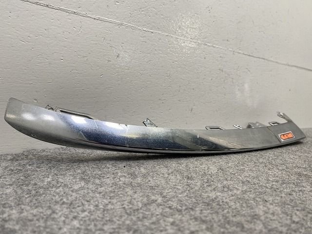 Cクラス W205 純正 左 フロント モール A2058851374 メッキ メルセデス