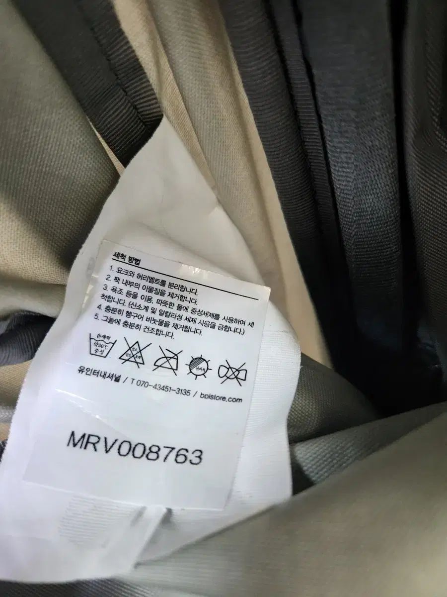 バックパック グレー