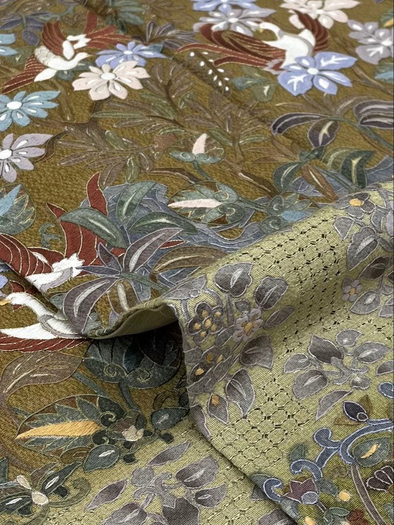 蘇州刺繍 汕頭刺繍 訪問着 向かい鳥 鳥 正絹 躾糸付き ガード加工済 A 112