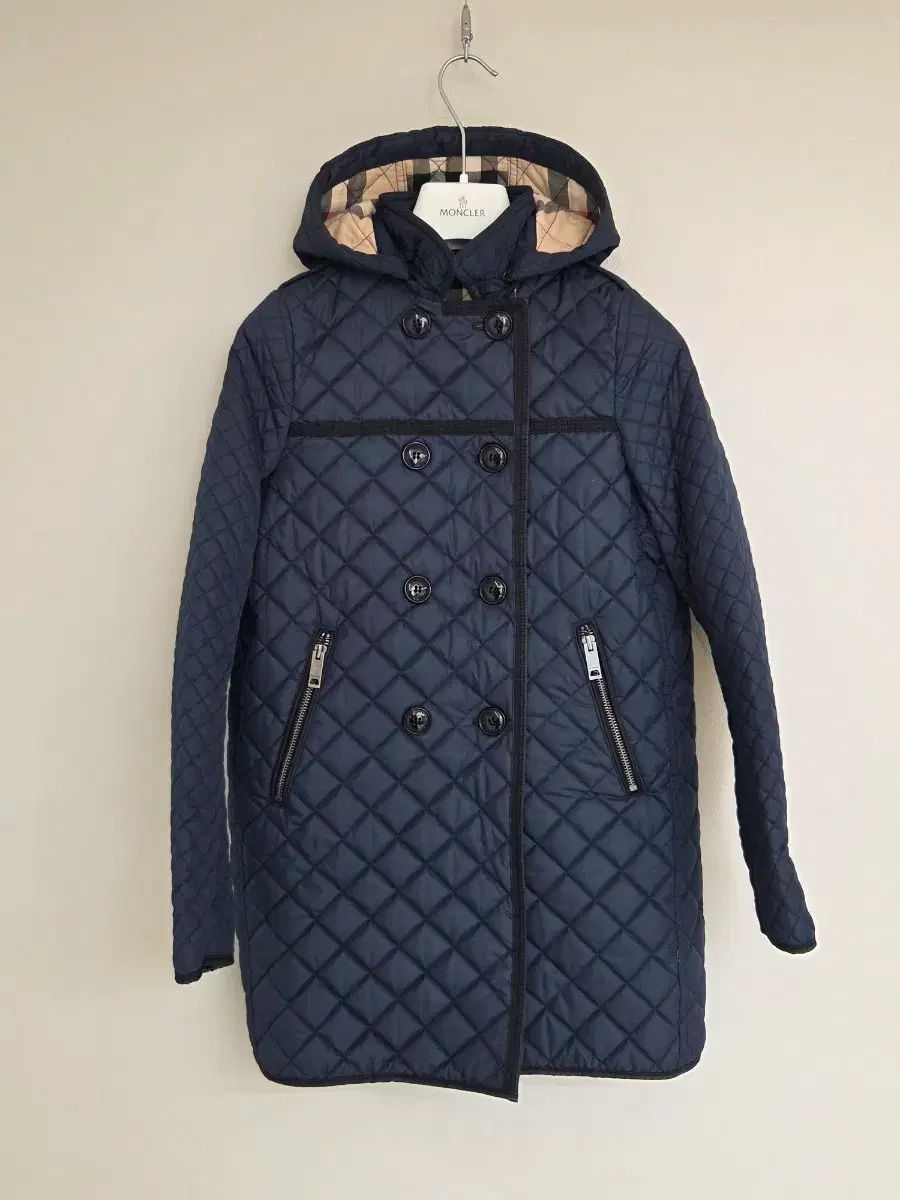 バーバリー ロングキルティングフーデッドジャケット 12 Y ユニセックス