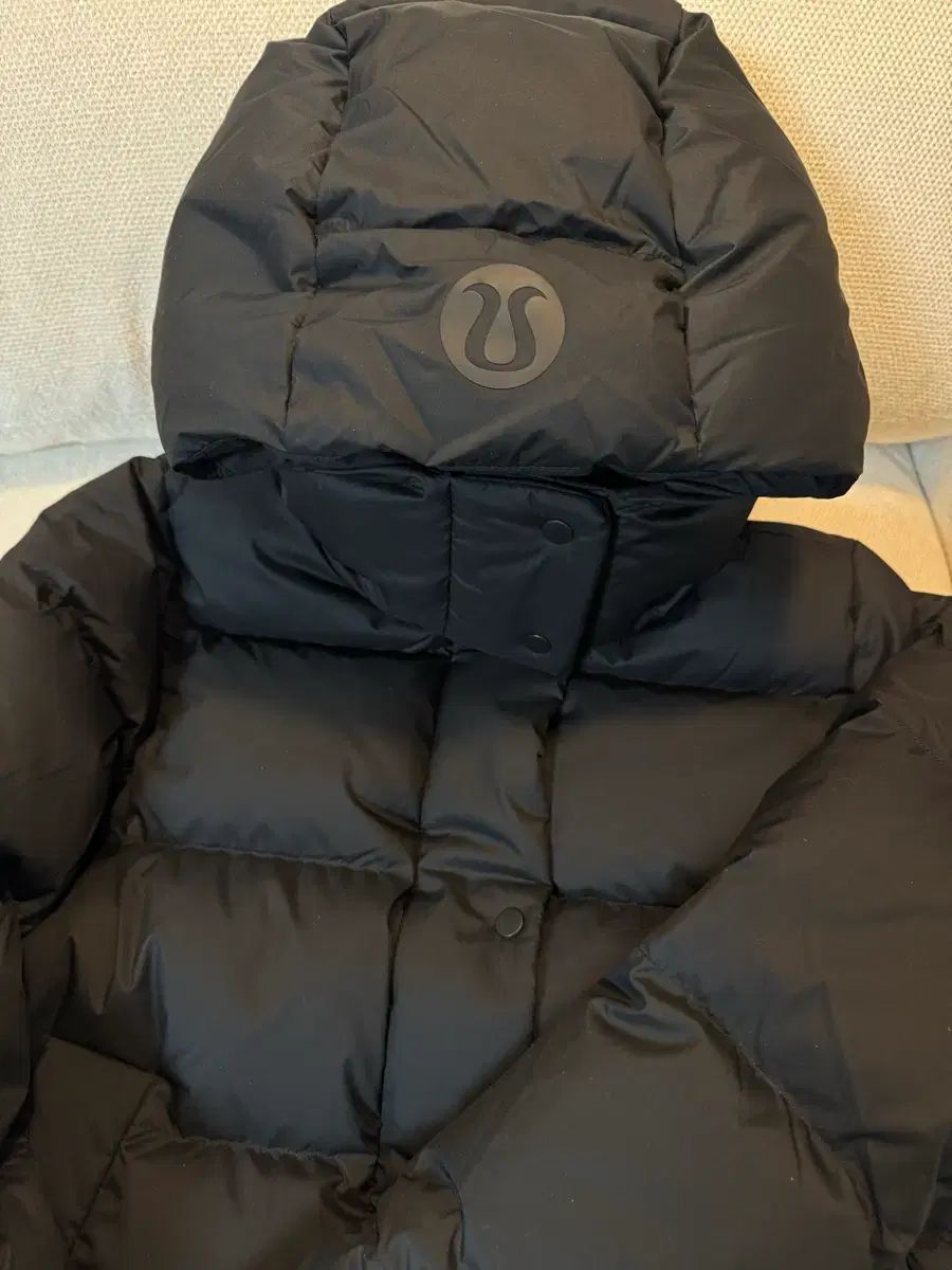 ルルレモン ワンダーパフ ダウン ブラック4