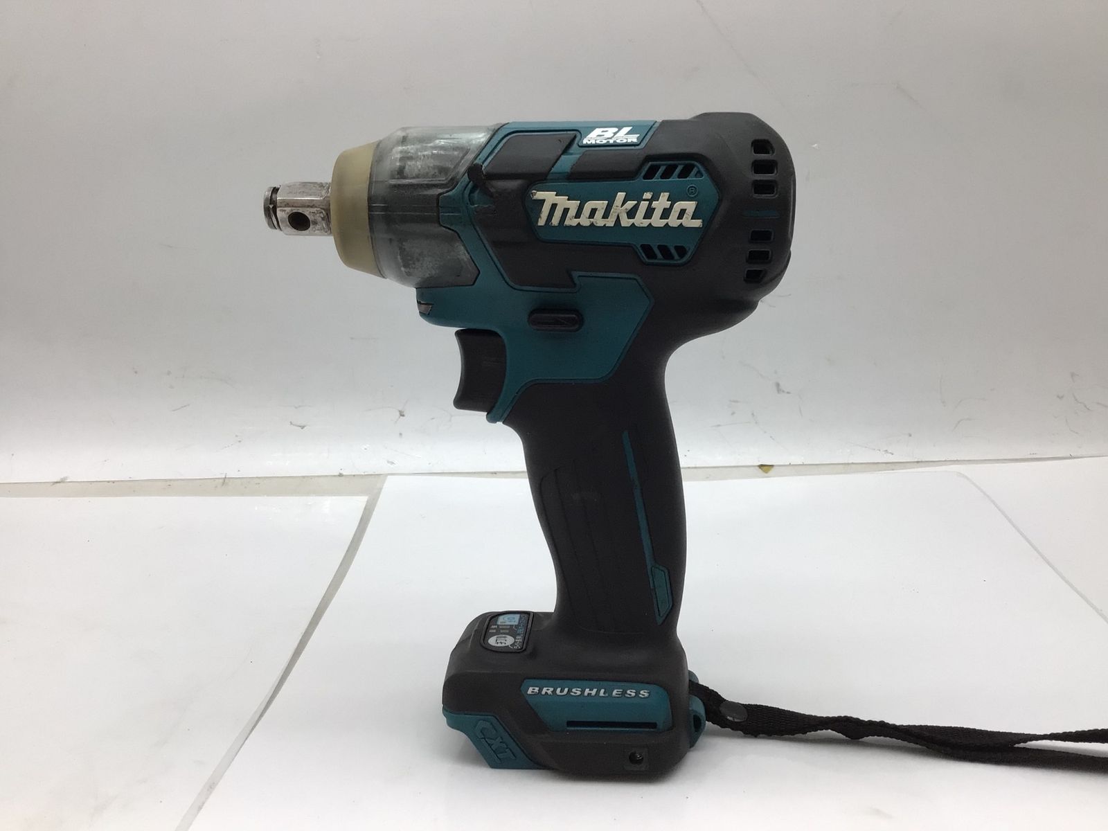 品 Makita マキタ 10.8 V充電式インパクトレンチ エコツー M 02