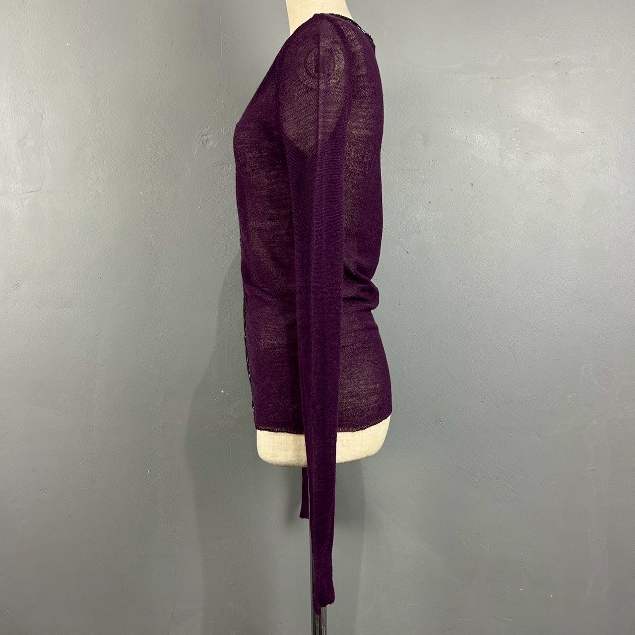 VIVIENNETAM 紫の花柄刺繍カーディガン VIVIENNETAM 紫の花柄刺繍カーディガン VIVIENNETAM 紫の花柄刺繍