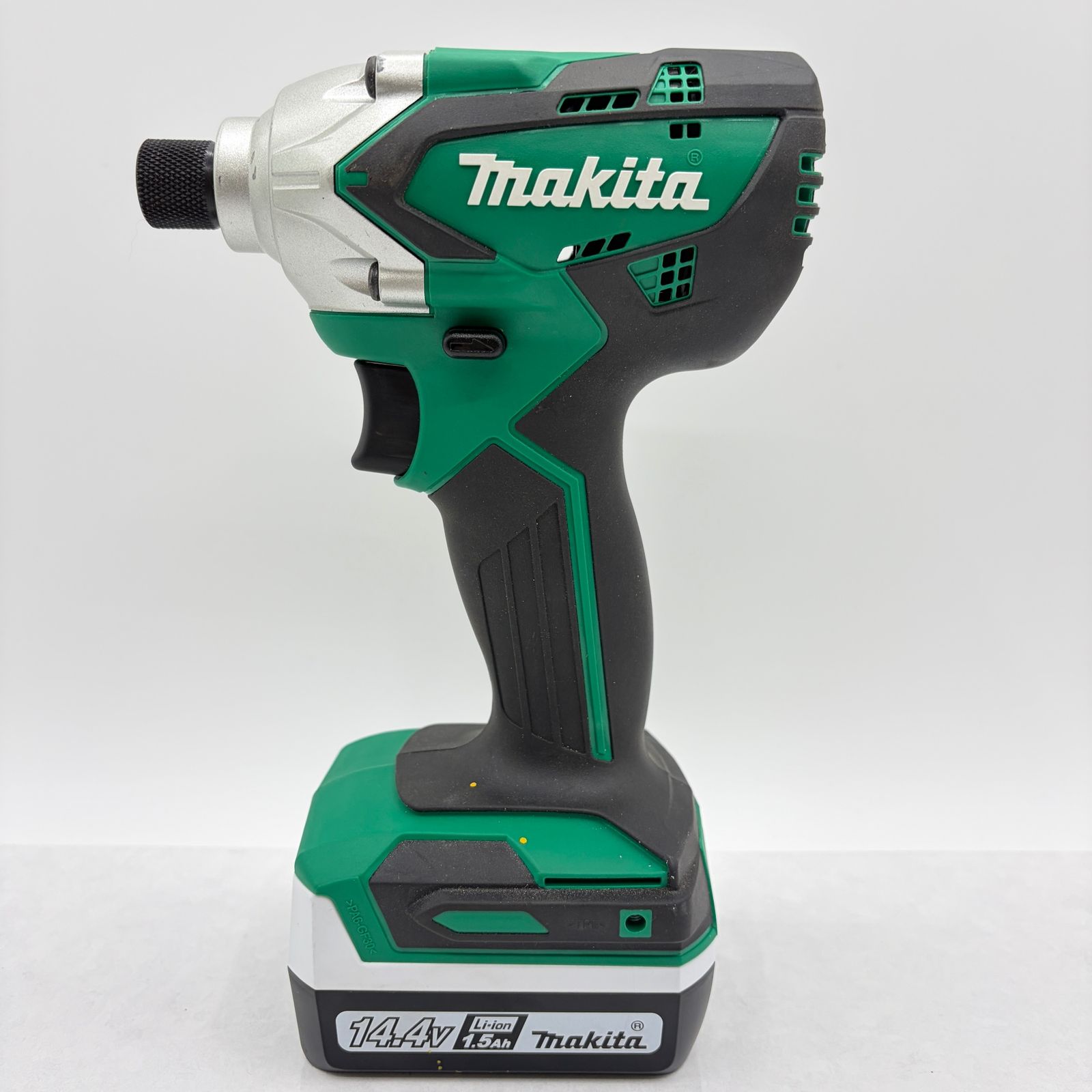 使用感少 マキタ 14.4 V充電式インパクトドライバ 電動工具 makita リサイクルマー