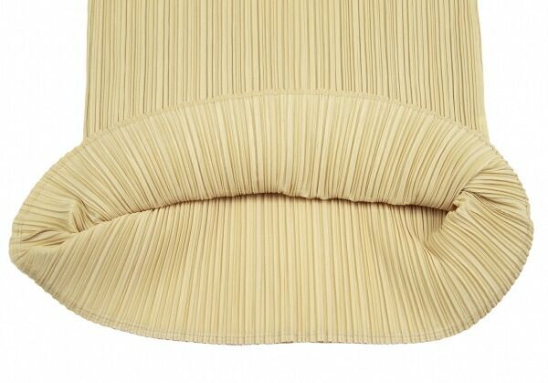 プリーツプリーズPLEATS 割引 PLEASE クルーネックカットソー ベージュ