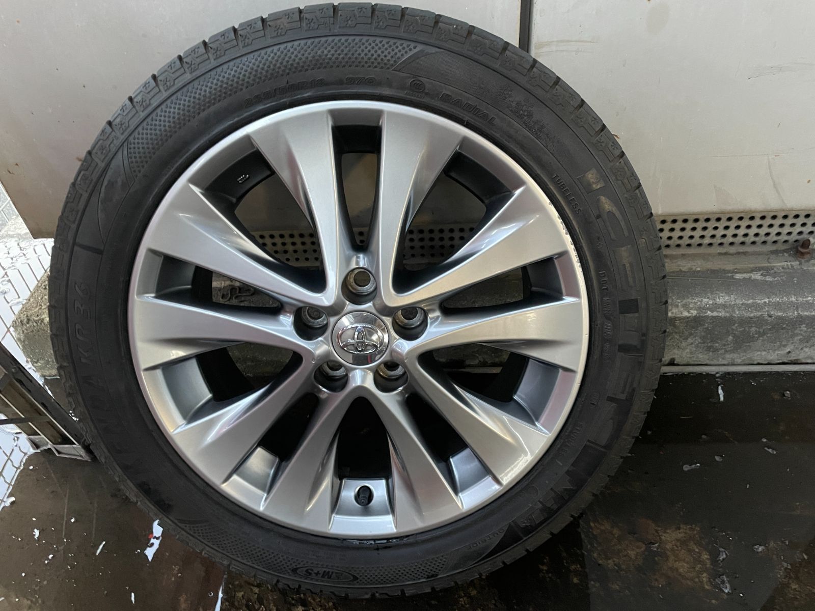 ヴェルファイア アルミ