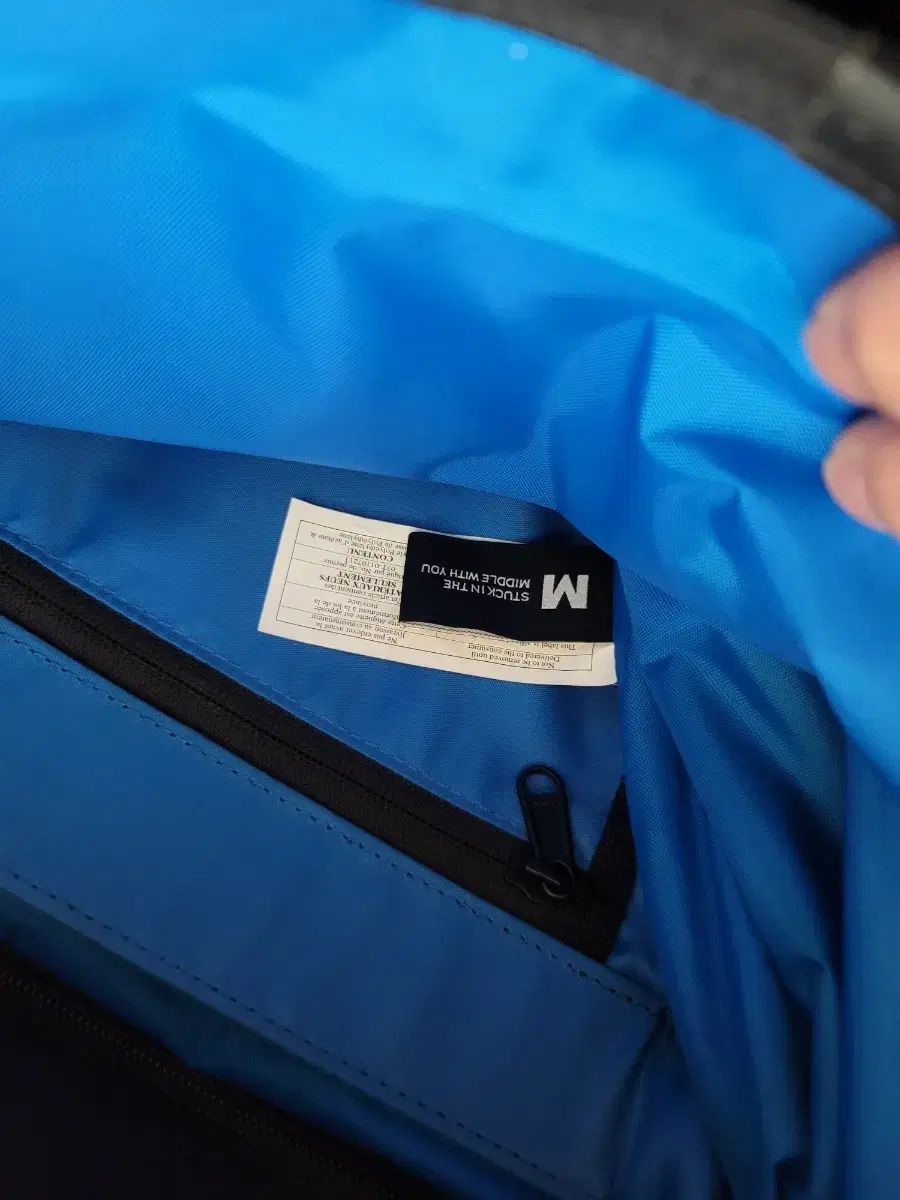 ブラック メッセンジャーバッグ