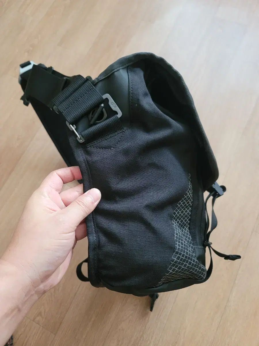 メッセンジャーバッグ M