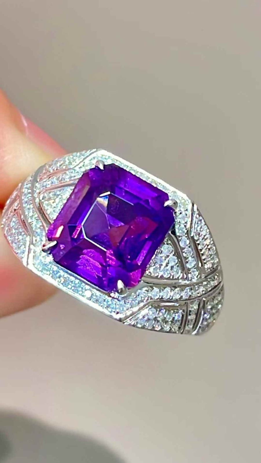 1550 オススメ‼️K18 パープルスピネルリング 1550 オススメ‼️K18 パープルスピネルリング