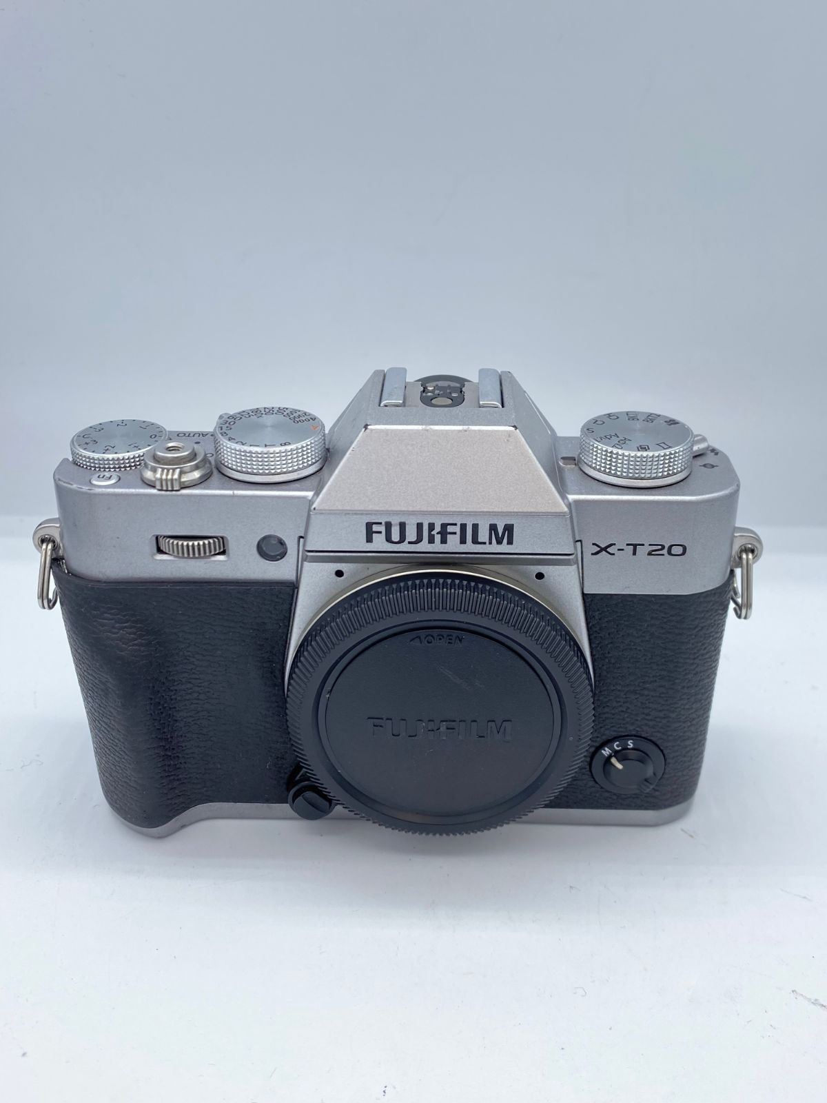 X T 20 ボディ シルバー