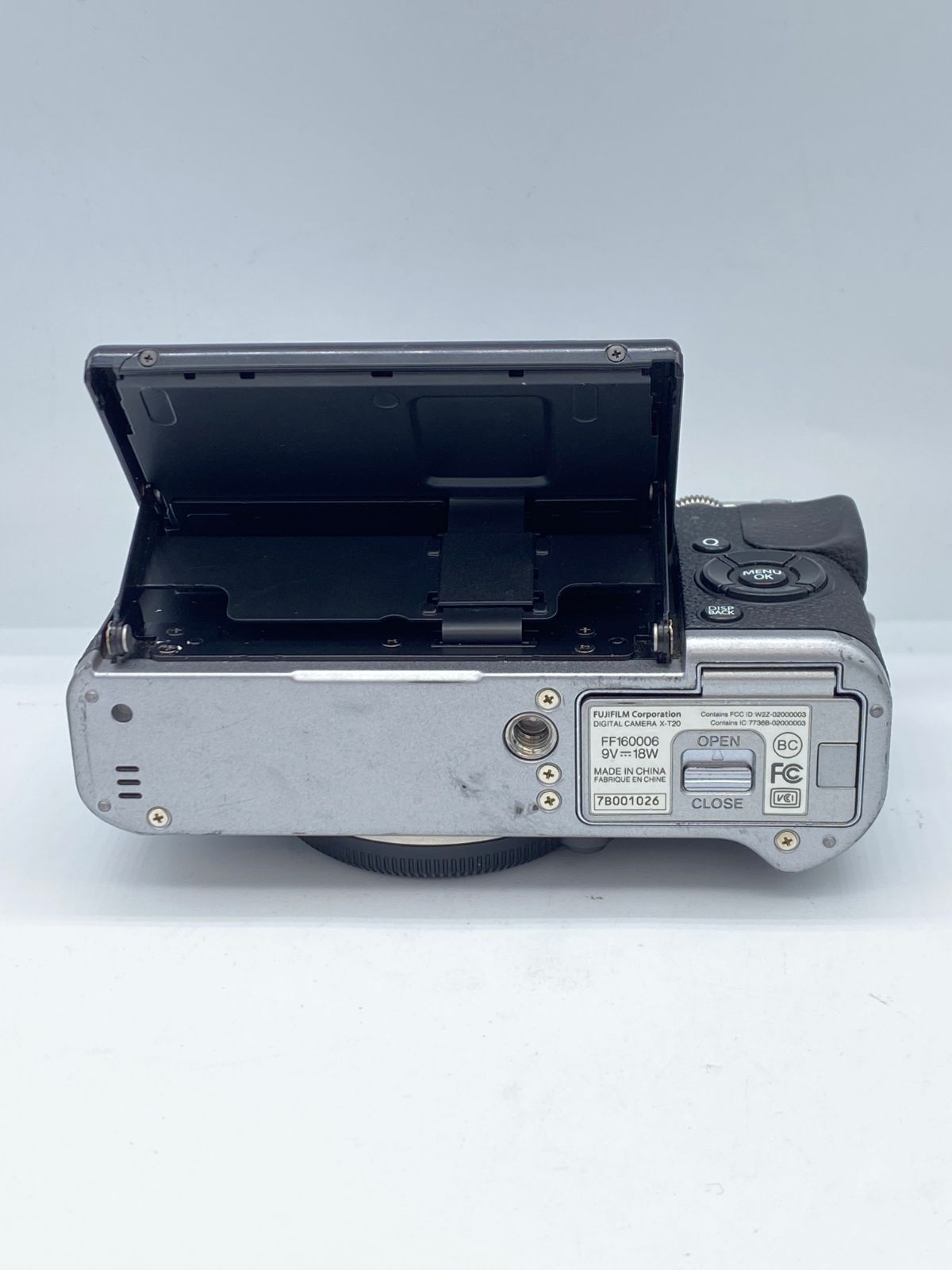 ボディ シルバー