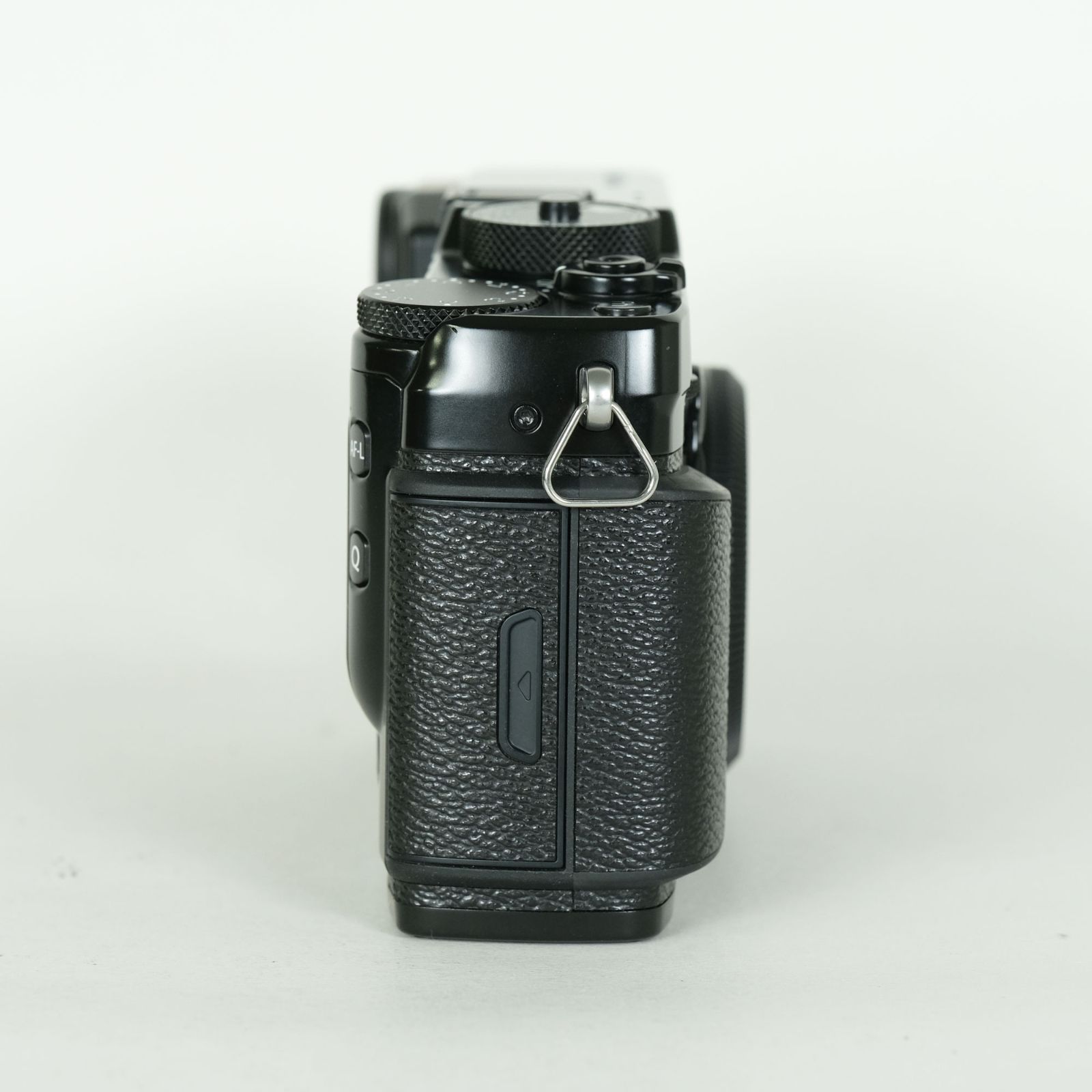 美品 | シャッター数1,800回｜ハンドグリップ・バッテリー2個付