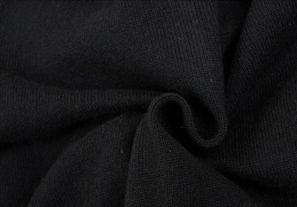 コムコム コムデギャルソンCOMME des GARCONS ボンボン装飾ニットカーディガン 黒SS