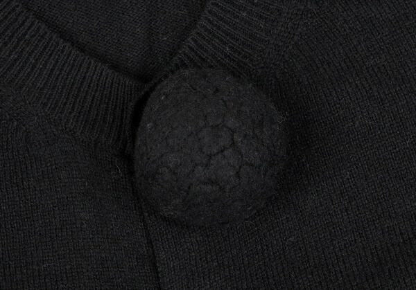 コムコム コムデギャルソンCOMME des GARCONS ボンボン装飾ニットカーディガン 黒SS