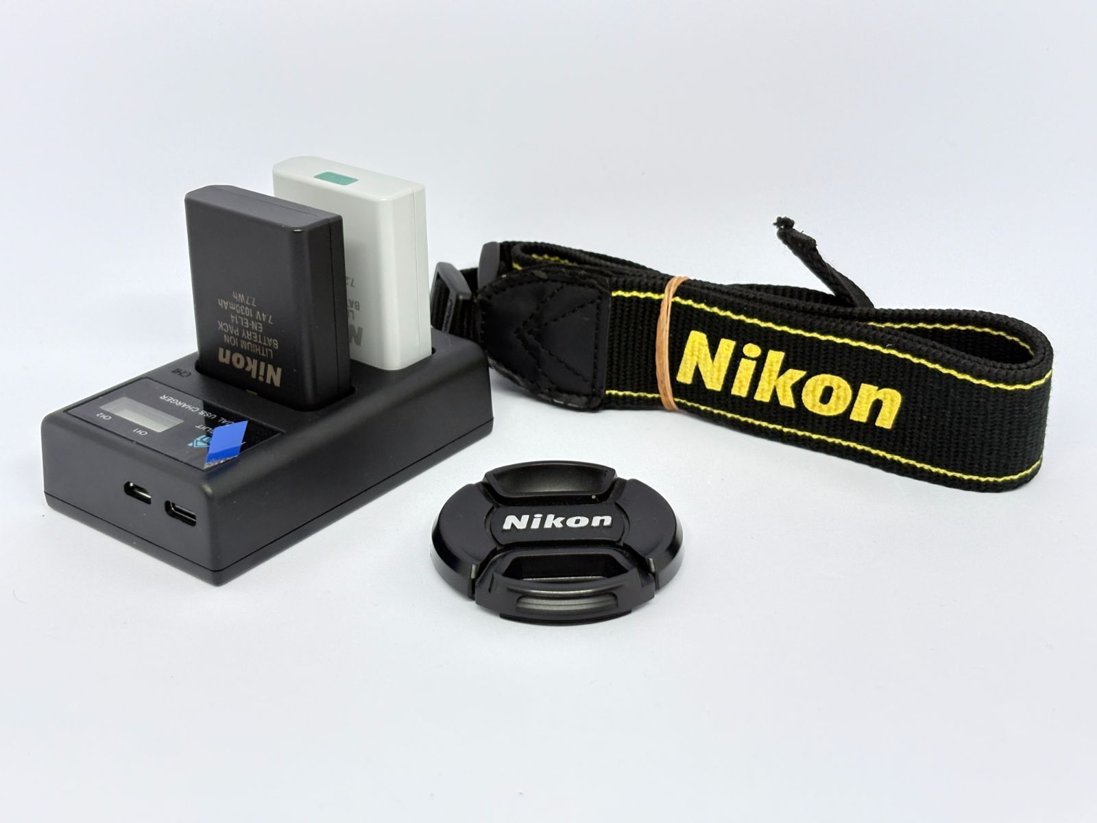 Nikon D5100 バッテリー2個付 画面回転で自撮りも！動画 手ぶれ補正 Nikon D5100 バッテリー2個付 画面回転で自撮りも！動画 手ぶれ補正 Nikon