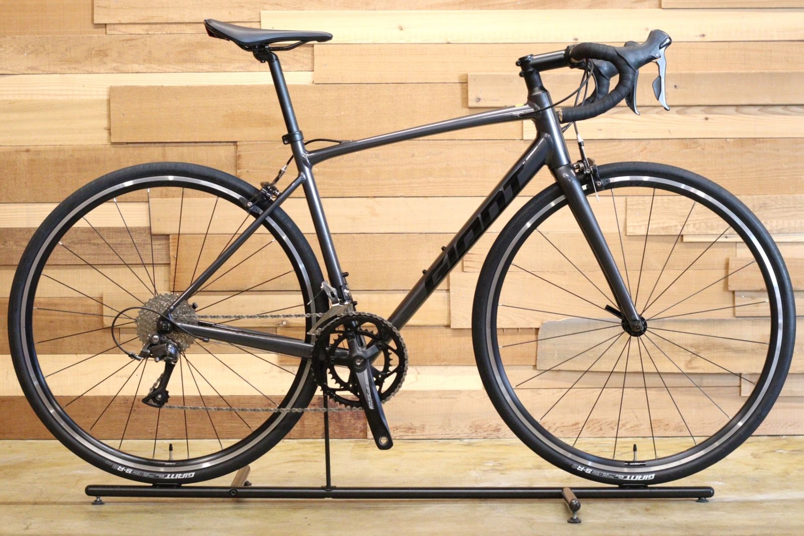 ジャイアント GIANT コンテンド CONTEND 2 2025 Mサイズ シマノ クラリス 8 S アルミ ロードバイク