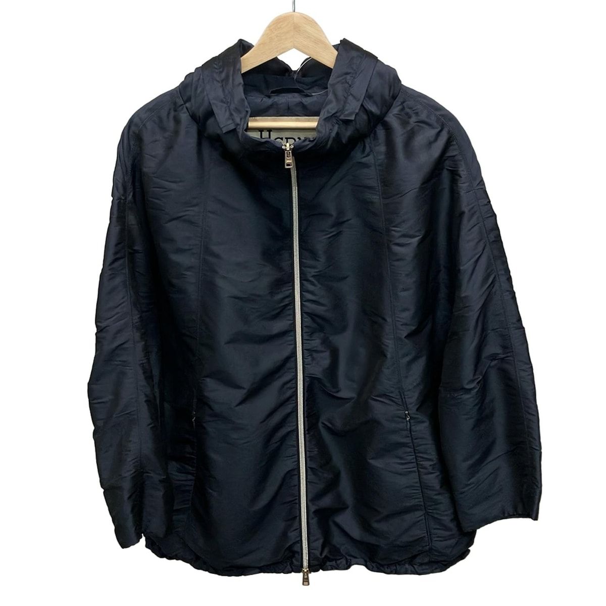 HERNO(ヘルノ) ブルゾン サイズ42 M レディース美品 - ネイビー 長袖
