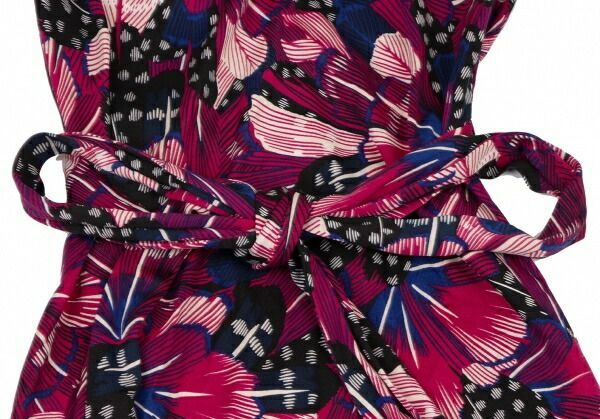 ダイアンフォンファステンバーグDIANE VON FURSTENBERG シルクフラワー