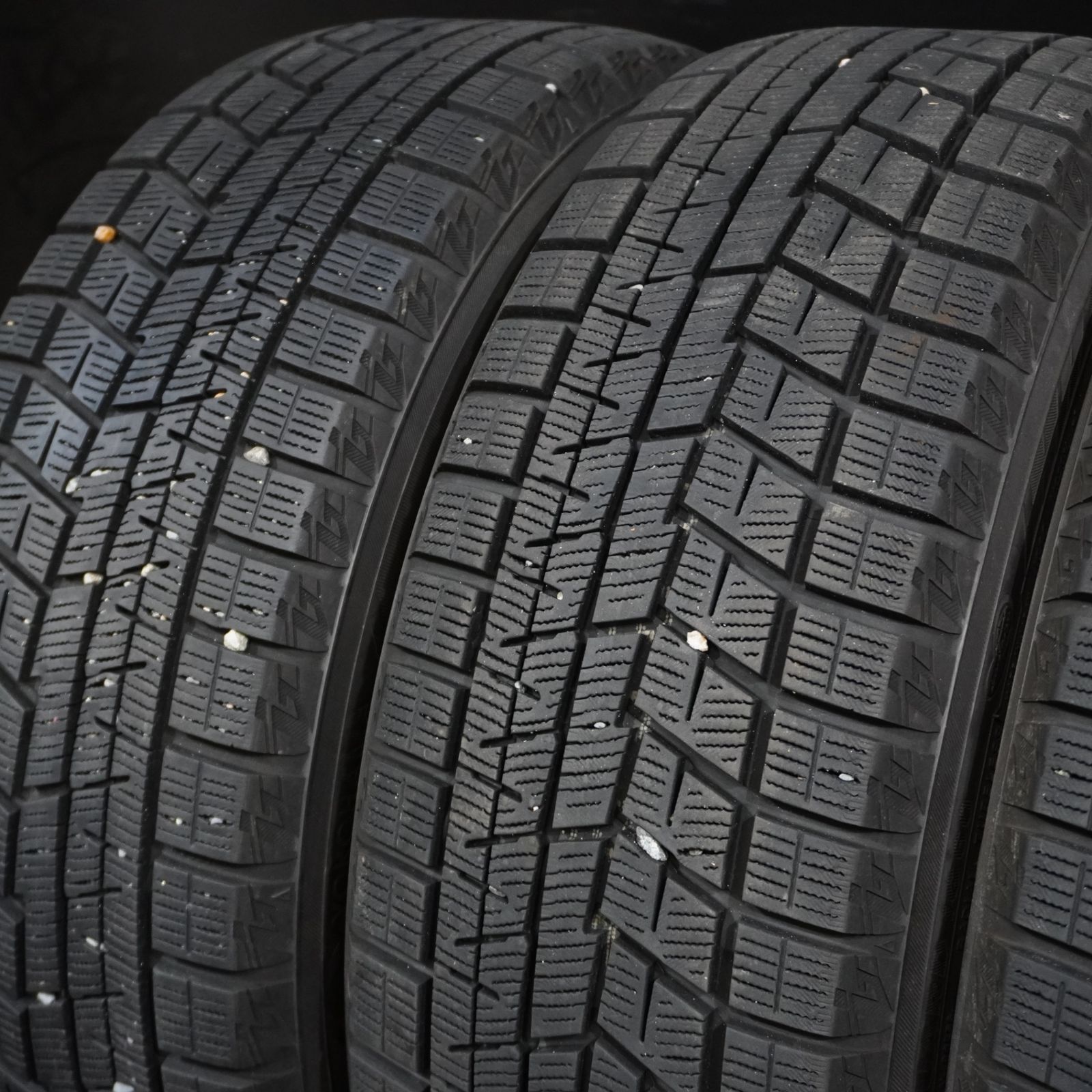 21年製 バリ山 ヨコハマ iceGUARD iG 60 195 45 R 17 4本 スタッドレス スイフトスポーツ アクア キューブ等