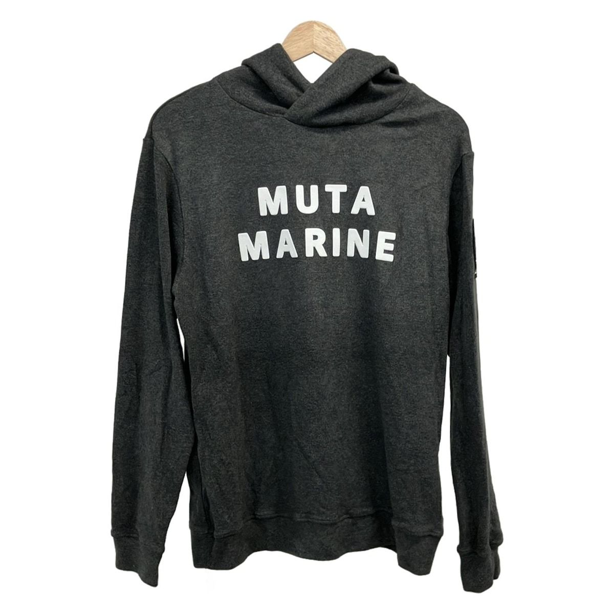 muta(ムータ) パーカー サイズ5 XL メンズ美品 - ダークグレー×白 長袖