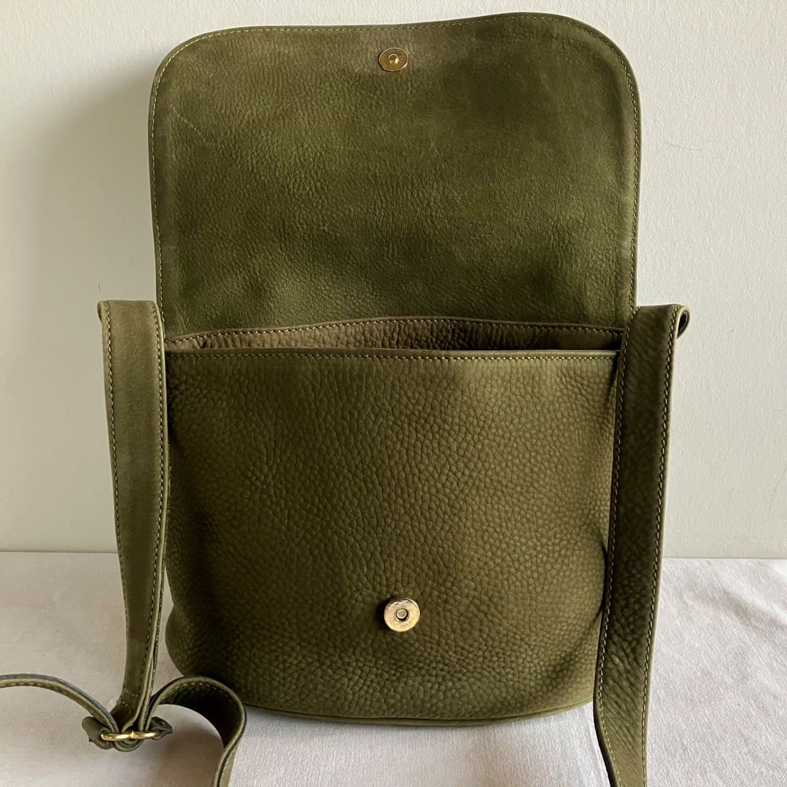 バッグ Vintage Coach flap Nubuc Bag Green Rare Rare Vintage Coach Sonoma Flap Bag Olive Green Nubuck - メルカリ
