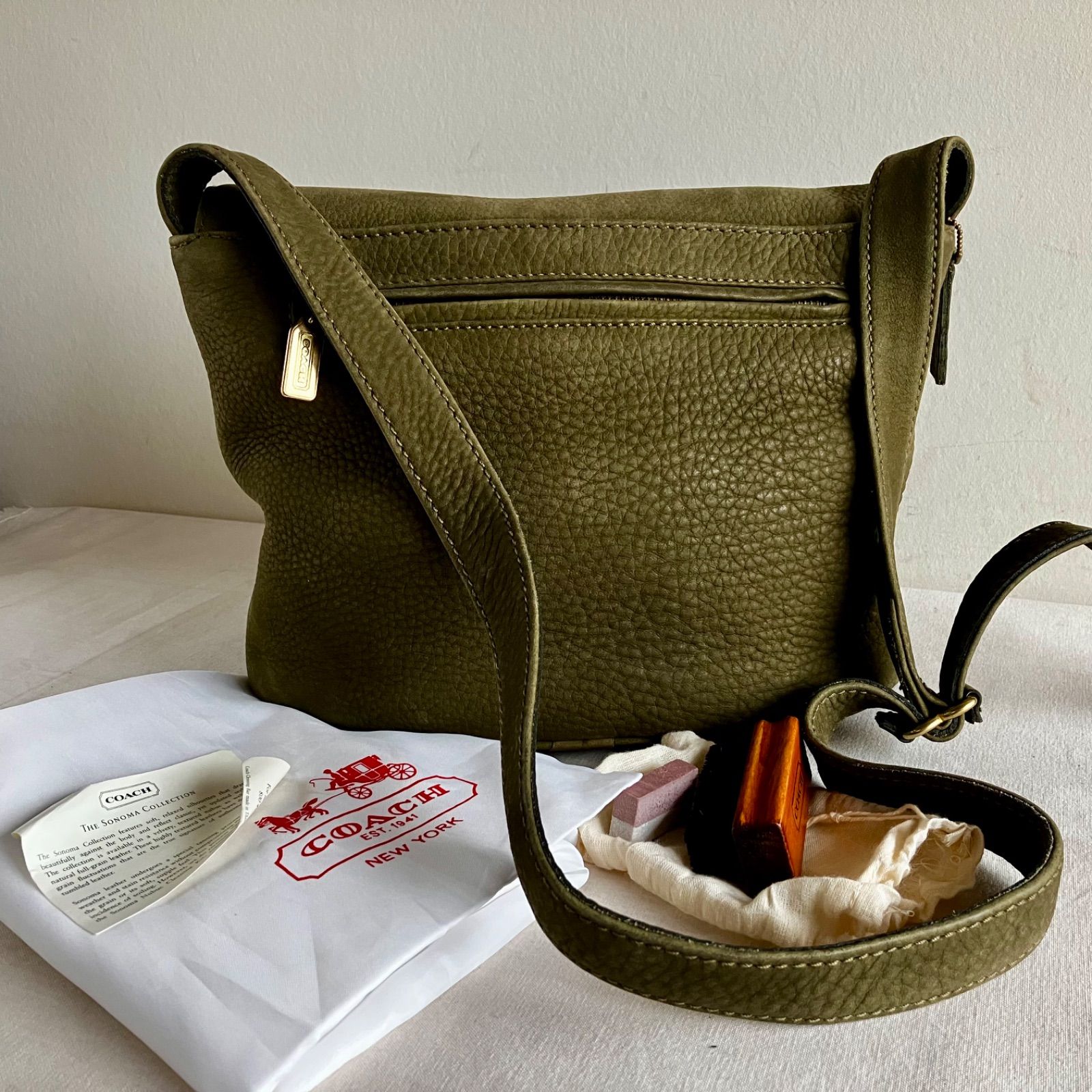 バッグ Vintage Coach flap Nubuc Bag Green Rare Rare Vintage Coach Sonoma Flap Bag Olive Green Nubuck - メルカリ