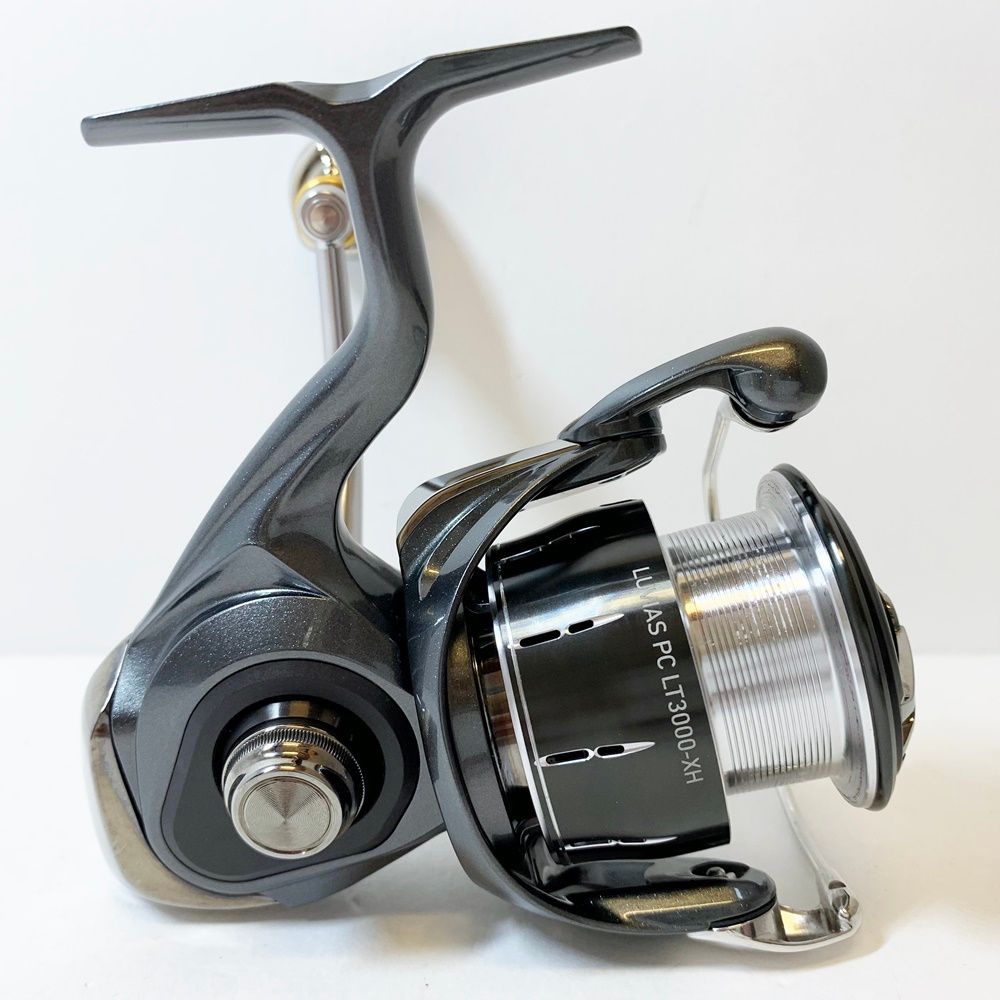 Daiwa ダイワ リール 24ルビアスPCLT 3000-XH カスタムノブ なし スピニングリール 86