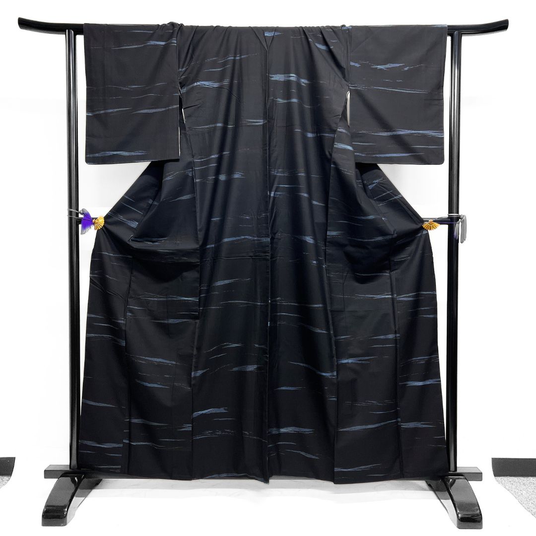 小紋 大島紬 地空き 霞 抽象模様 泥染 着物 122 b d ms