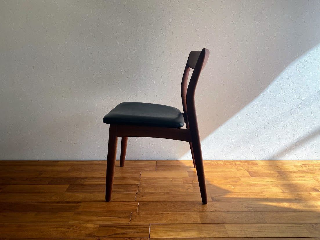 1960s デンマーク製 チーク材 ダイニングチェア本革 仕上済 1960s デンマーク チーク材 R. Borregaard(ボーレガード) Viborg