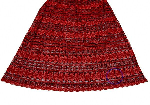 コムデギャルソンCOMME 節約 des GARCONS花柄刺繍シースルースカート 赤黒M