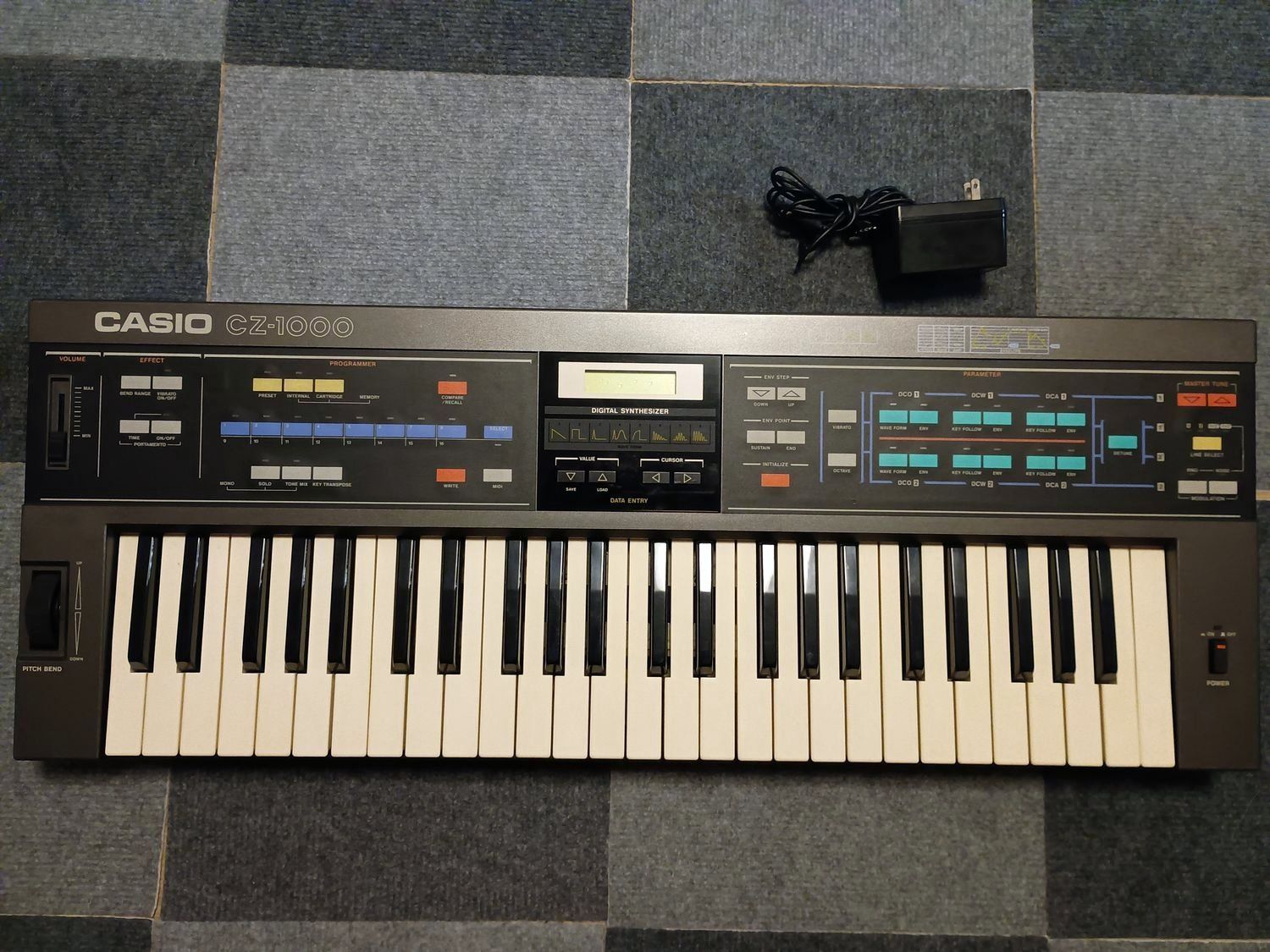 整備済／純正ACアダプター付（カートリッジ未確認）】CASIO CZ-1000