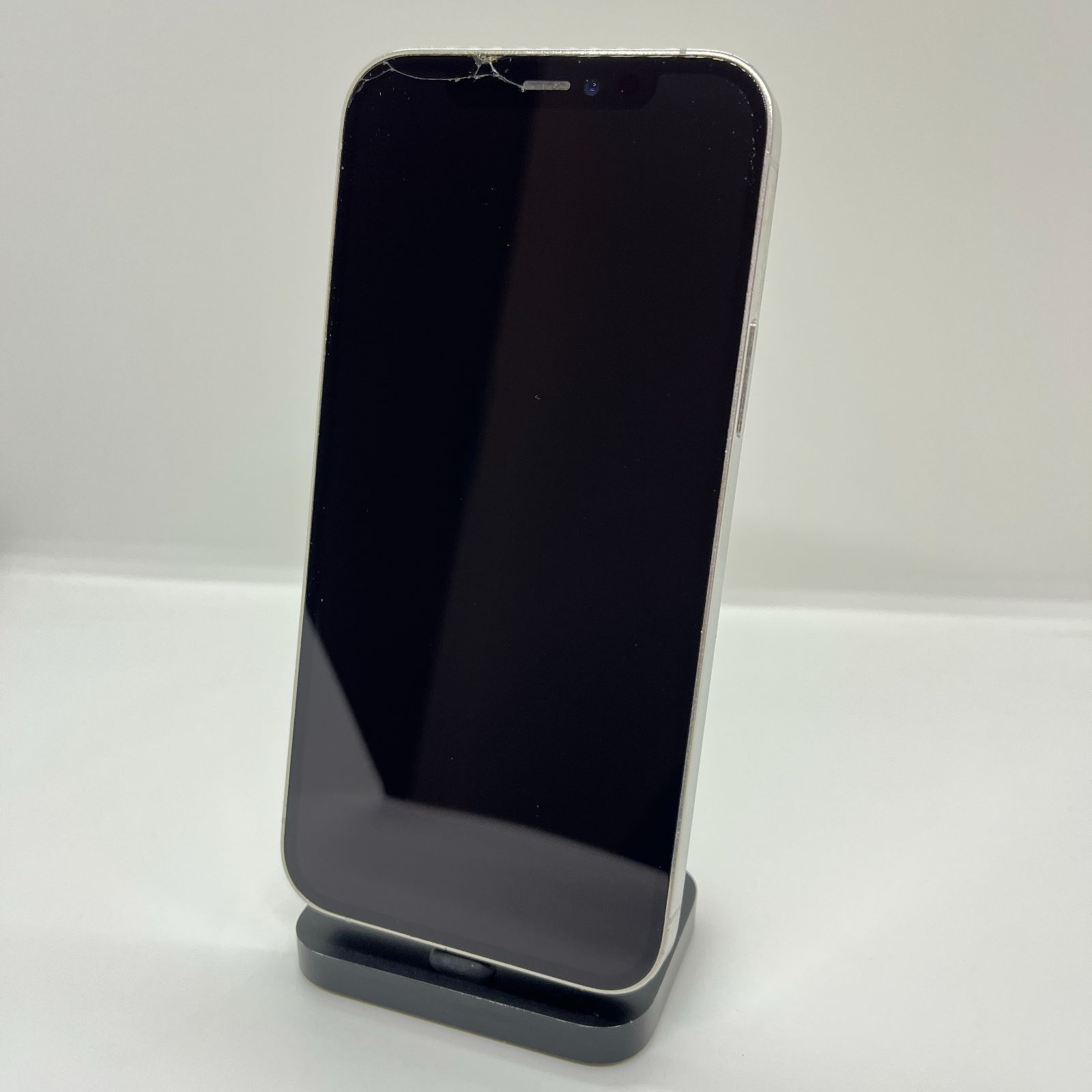 激安ジャンク】iPhone12Pro 256GB シルバー【SIMロック解除済み