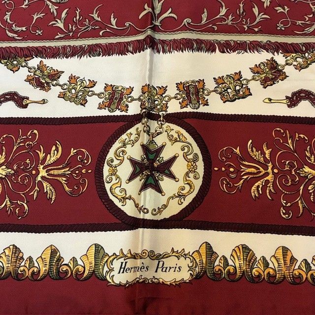 mee&エルメス　カレ90 ルドゥー・ヴィック・マグヌス　ルイ14世　タグ エルメス HERMÈS 『LUDOVICUS MAGNUS』 カレ90 白い馬に跨ったルイ14世