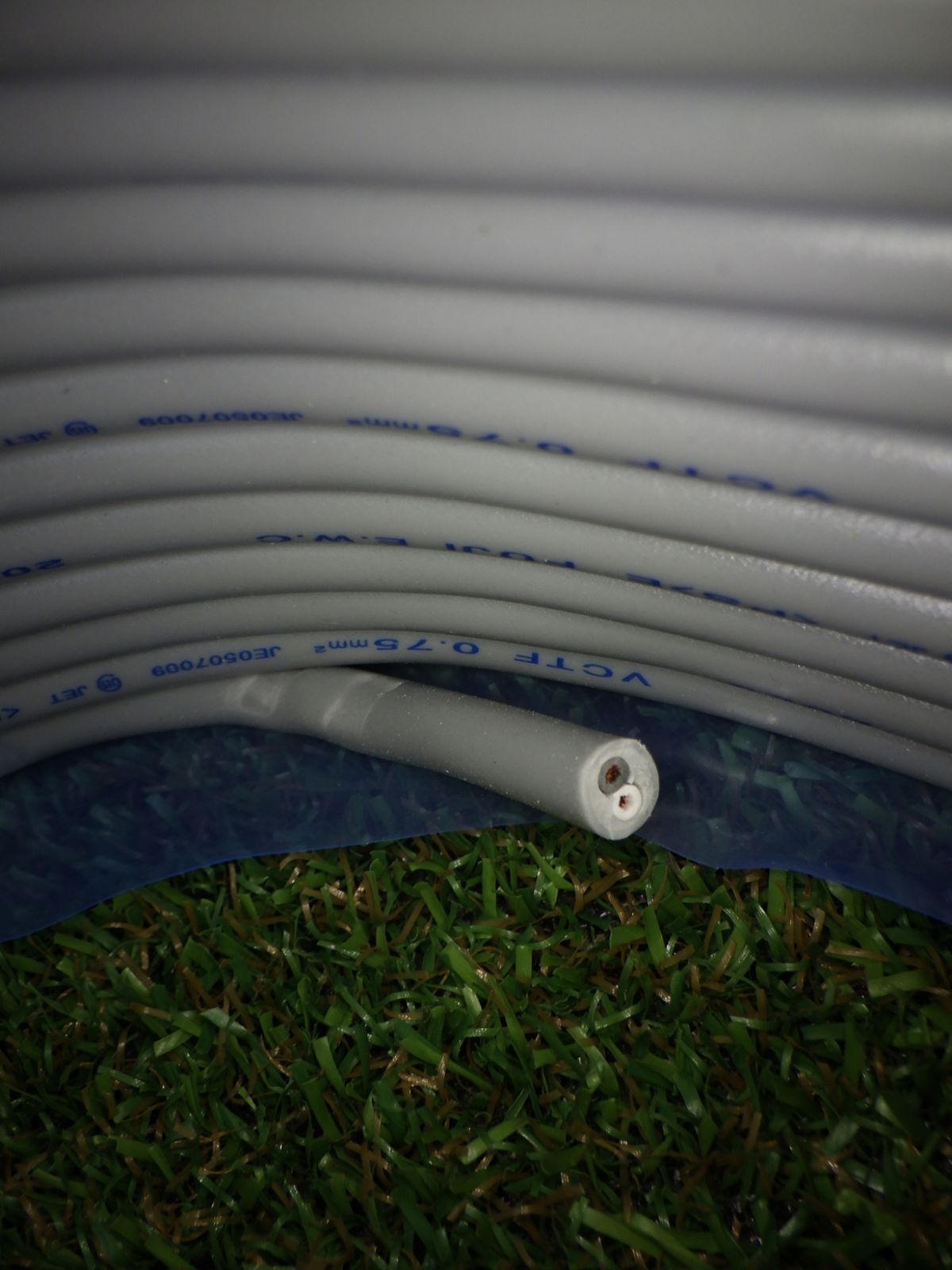 ビニルキャブタイヤ丸形コード 0.75㎟