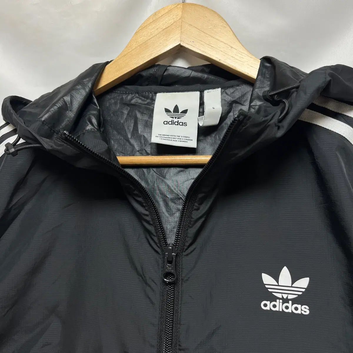 正規品/S アディダス ヨーロッパ ウーブン ウィンドブレーカー