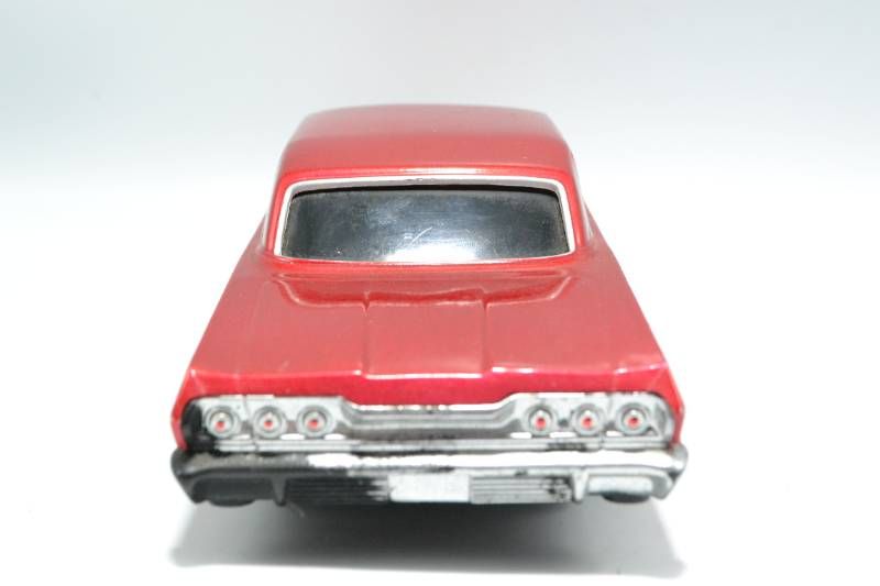 送料無料】Jada Toys ジャダトイズ 1963-1964 Chevrolet シボレー