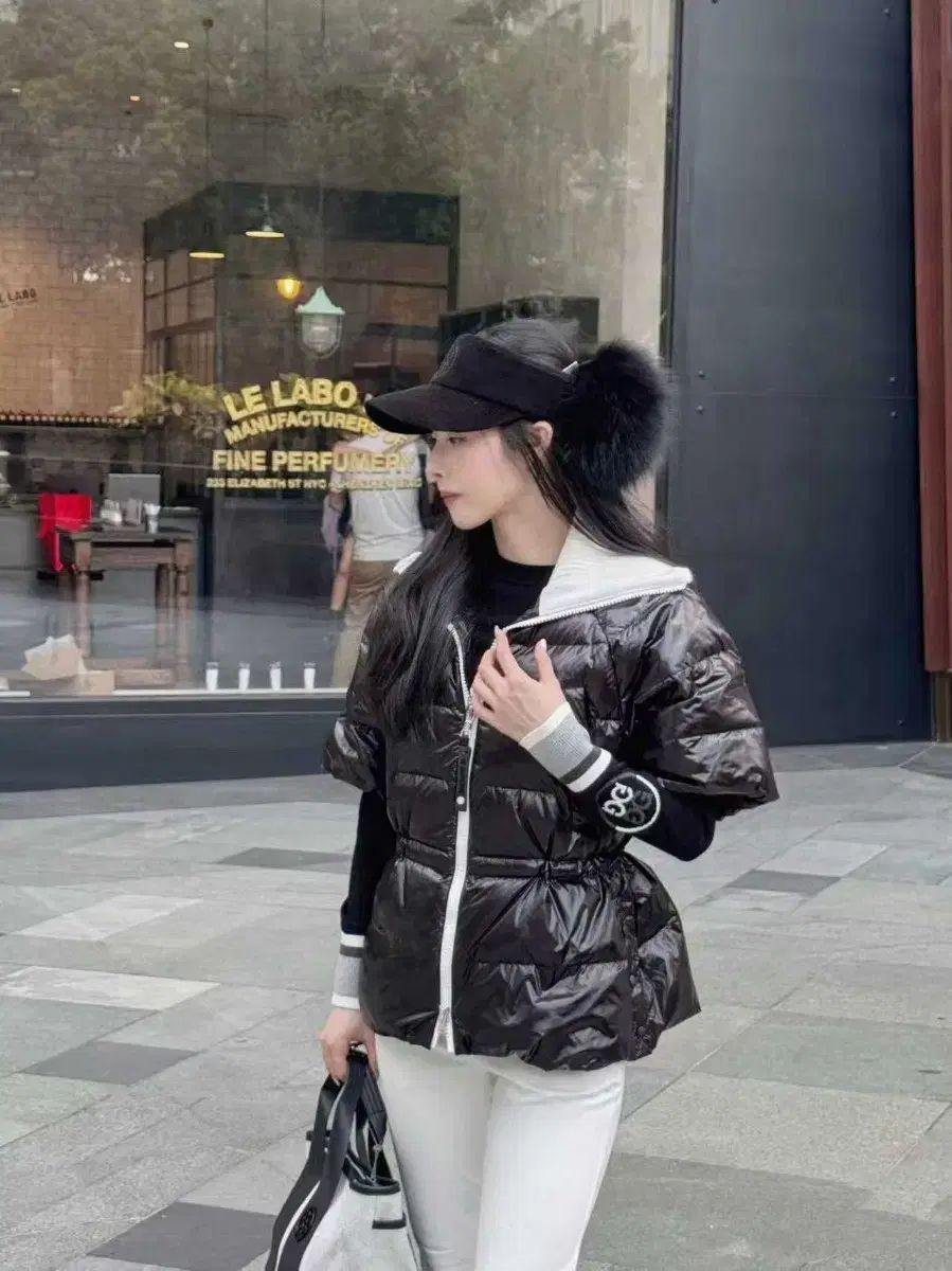 当日配送) G FORE(ジーフォア) ハーフ ダウン ジャケット - メルカリ