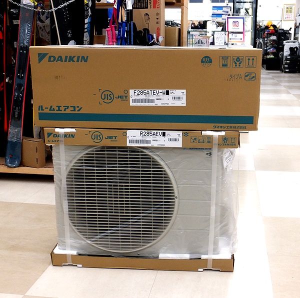 ダイキン ルームエアコン -W ホワイト おもに10畳用 モデル