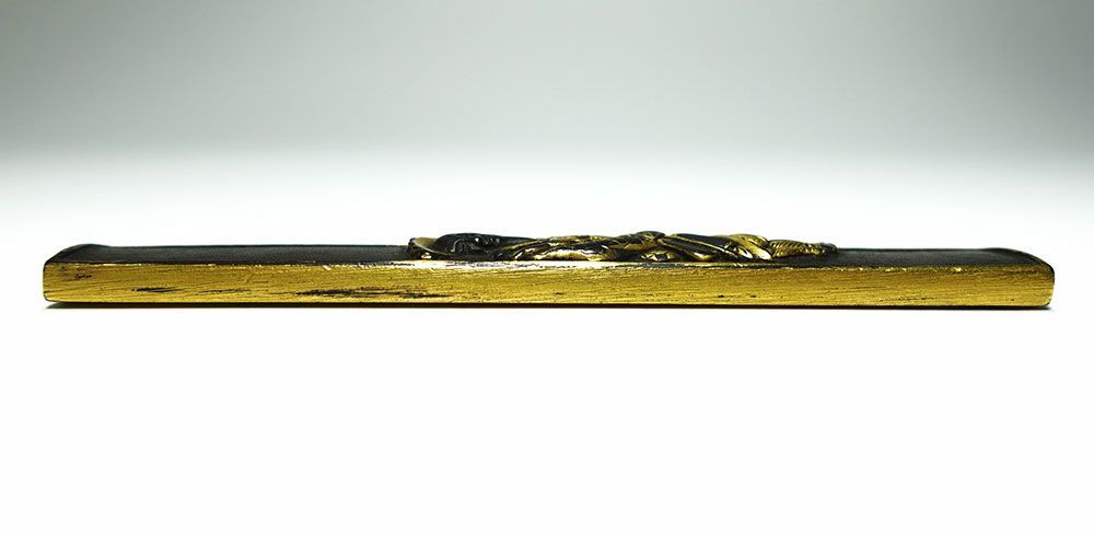 ☆赤銅魚子地韃靼人図小柄 ラッタン人 高肉彫 毛彫 金色絵 裏哺金 時雨