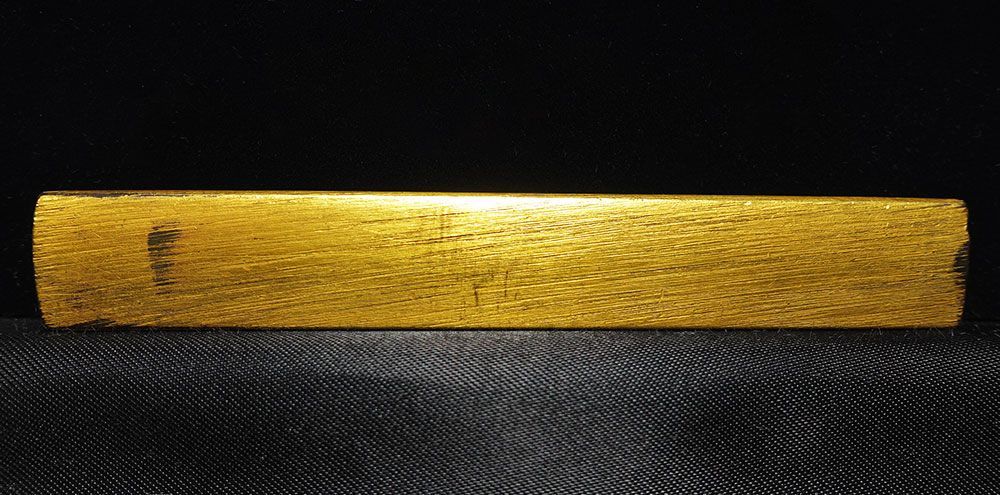 ☆赤銅魚子地韃靼人図小柄 ラッタン人 高肉彫 毛彫 金色絵 裏哺金 時雨